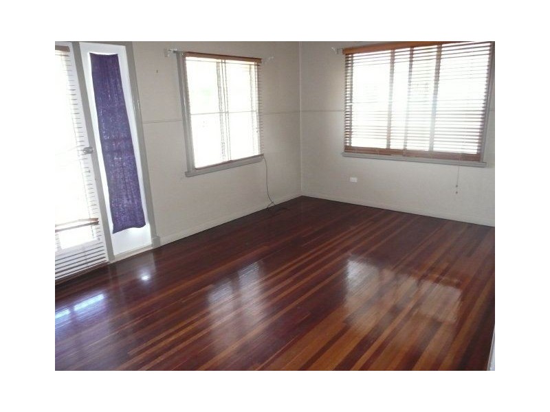 82 Fourteenth Avenue, Home Hill QLD 4806