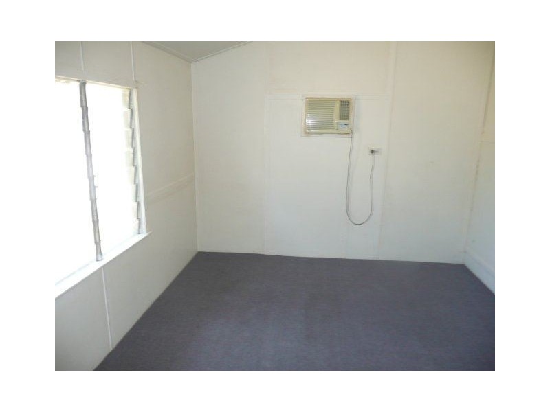 82 Fourteenth Avenue, Home Hill QLD 4806