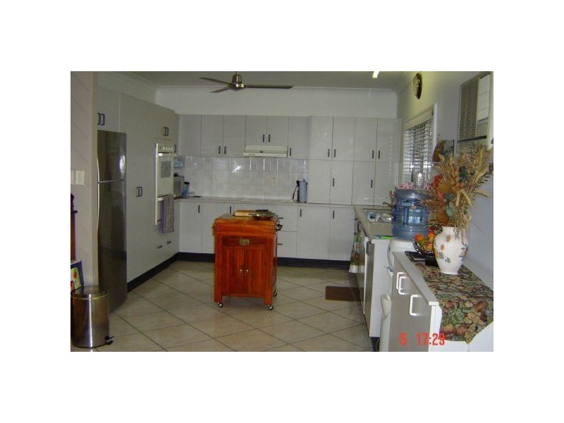 43 Fourteenth Street, Home Hill QLD 4806