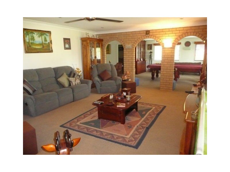 27 Fifteenth A Street, Home Hill QLD 4806