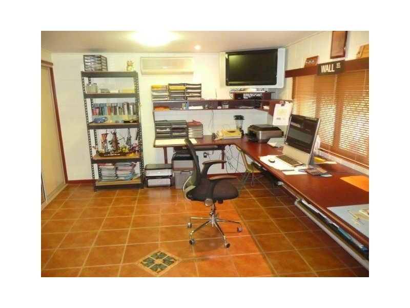 27 Fifteenth A Street, Home Hill QLD 4806