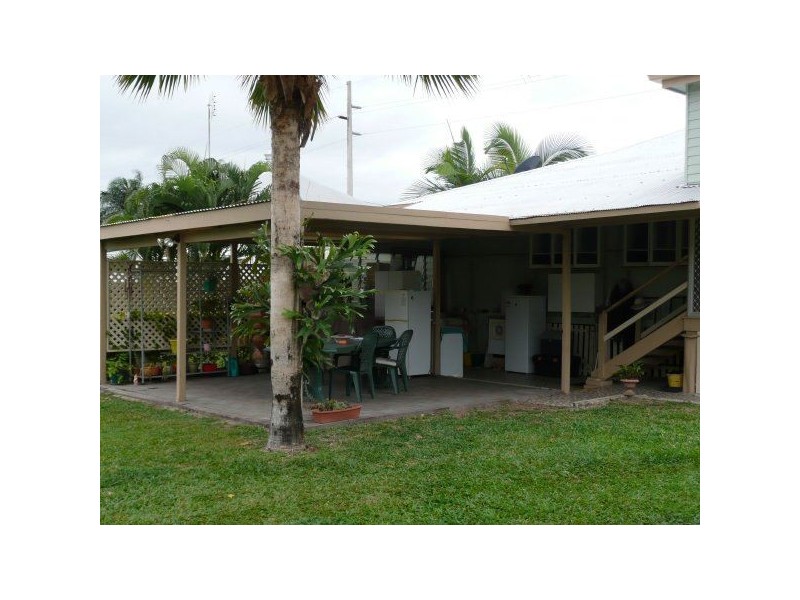 33 Wilmington Street, Ayr QLD 4807