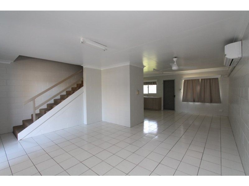 2/60 Burke Street, Ayr QLD 4807