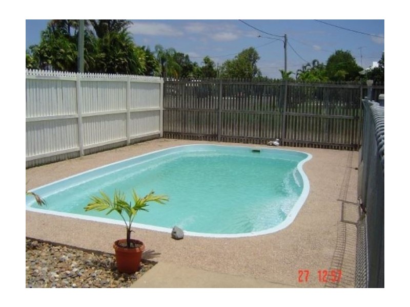 122 Twelfth Avenue, Home Hill QLD 4806