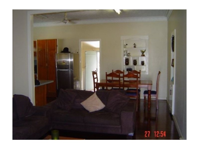 122 Twelfth Avenue, Home Hill QLD 4806