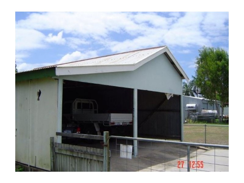 122 Twelfth Avenue, Home Hill QLD 4806