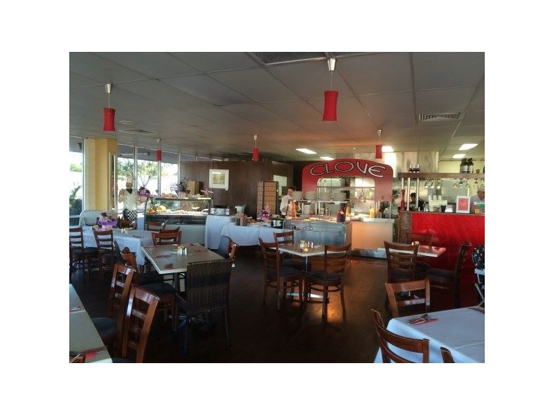 6/62 Queen Street, Ayr QLD 4807