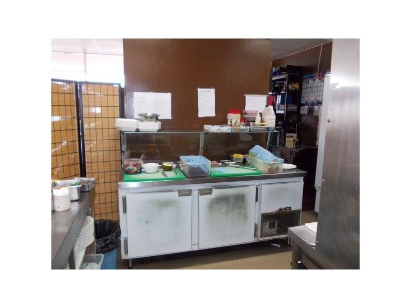 6/62 Queen Street, Ayr QLD 4807