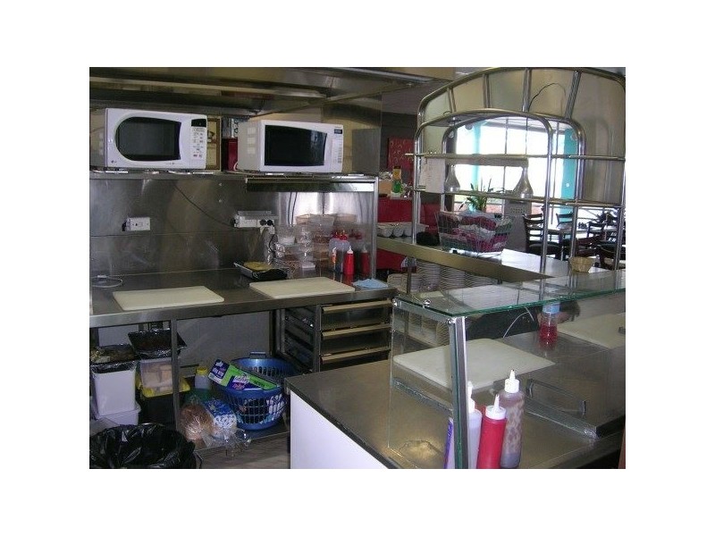 6/62 Queen Street, Ayr QLD 4807