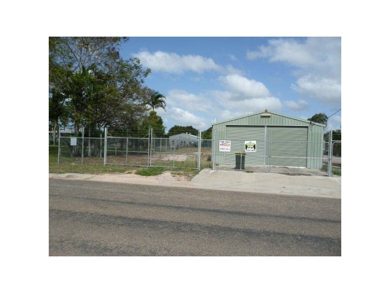 42 Gordon Street, Ayr QLD 4807