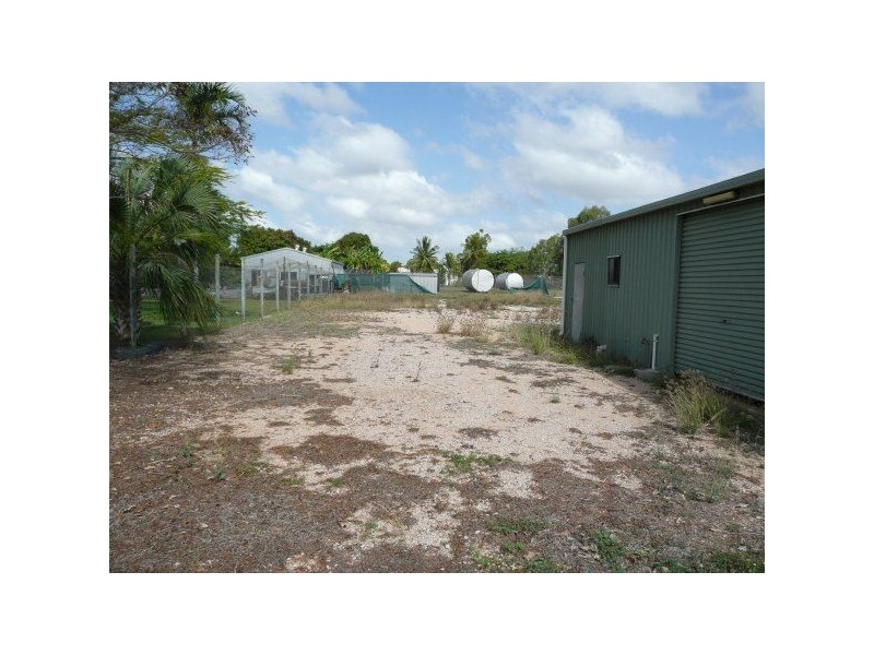 42 Gordon Street, Ayr QLD 4807
