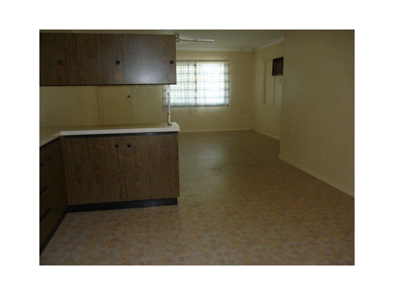 1/26 Sixth Avenue, Home Hill QLD 4806