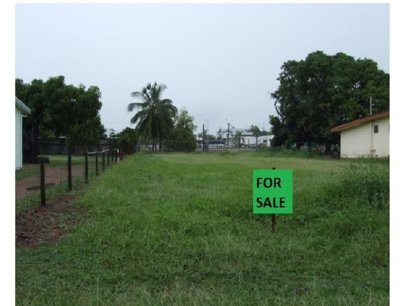 105 Munro Street, Ayr QLD 4807