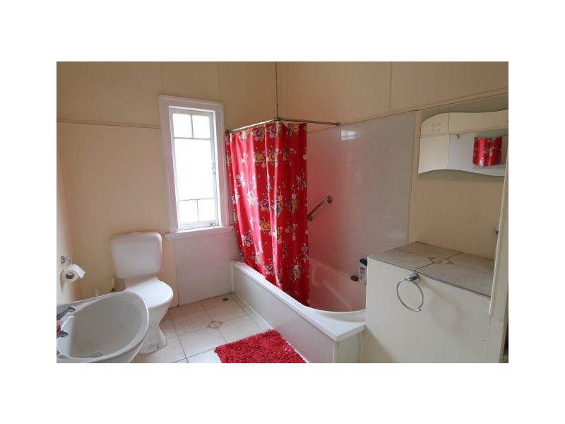 40 Bower Street, Ayr QLD 4807