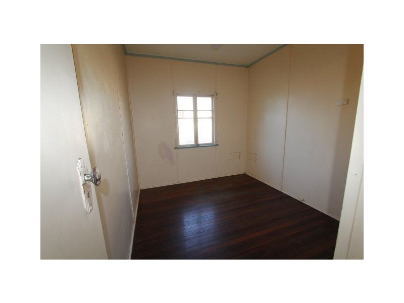 104 Drysdale Street, Brandon QLD 4808