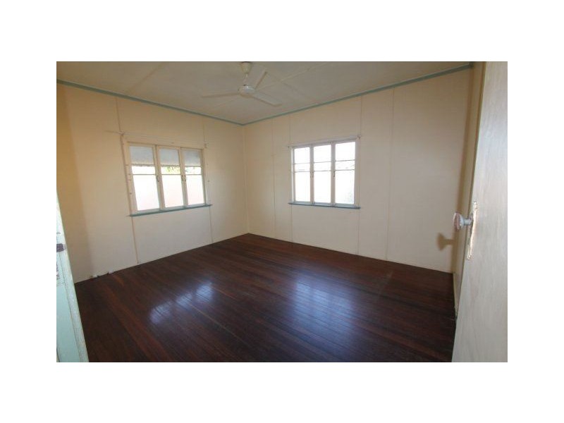 104 Drysdale Street, Brandon QLD 4808