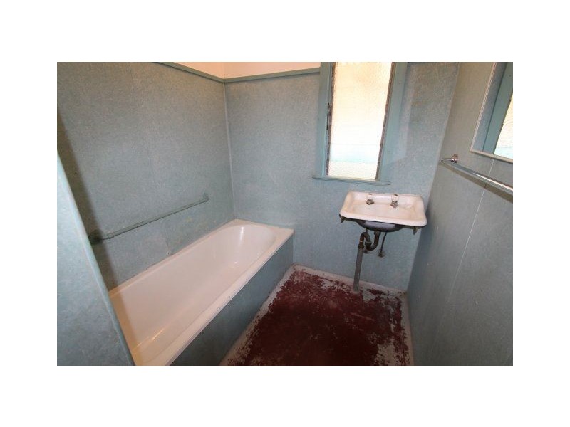 104 Drysdale Street, Brandon QLD 4808