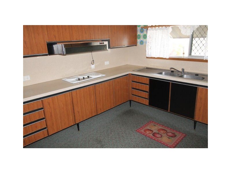 94 Gibson Street, Ayr QLD 4807