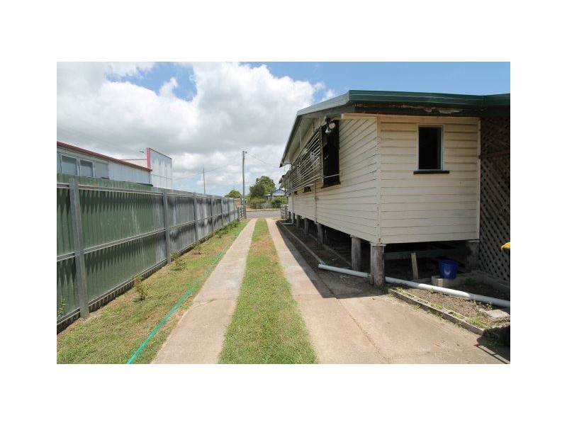 38 Queen Street, Ayr QLD 4807