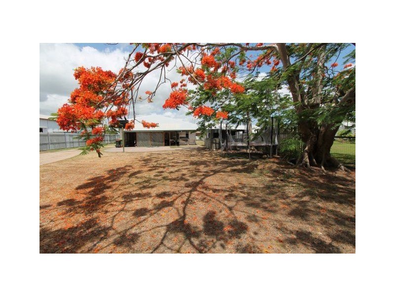 38 Queen Street, Ayr QLD 4807