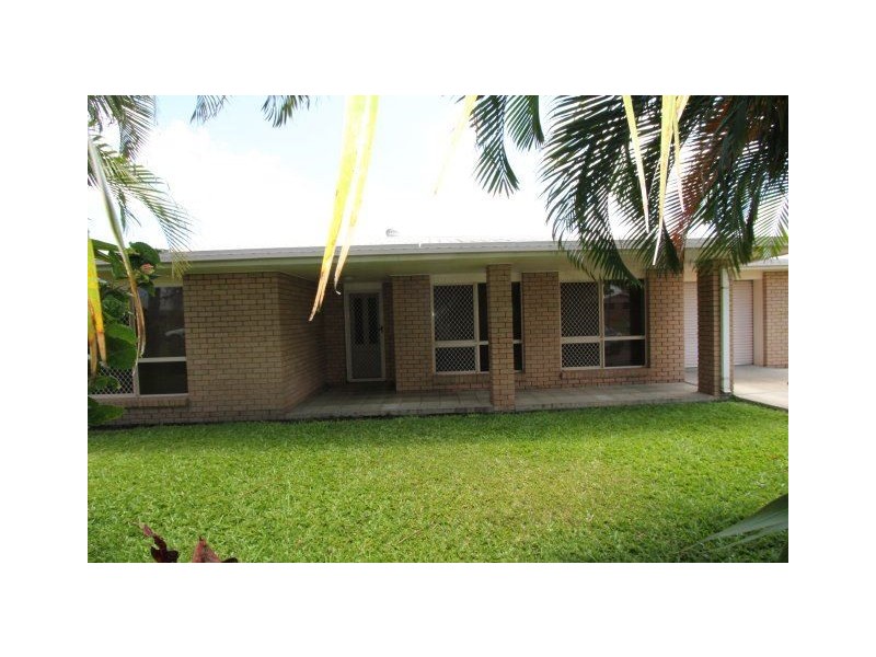 11 Gainsborough Drive, Ayr QLD 4807