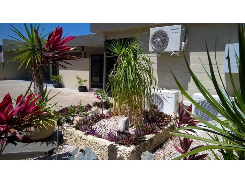 4/202 Queen Street, Ayr QLD 4807