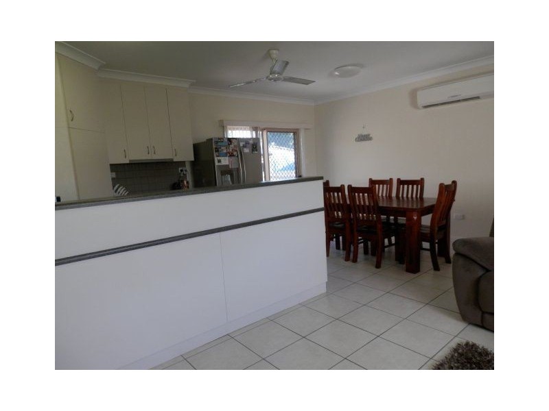 1/36A Wilmington Street, Ayr QLD 4807