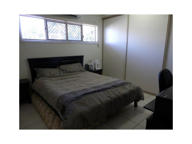 1/36A Wilmington Street, Ayr QLD 4807