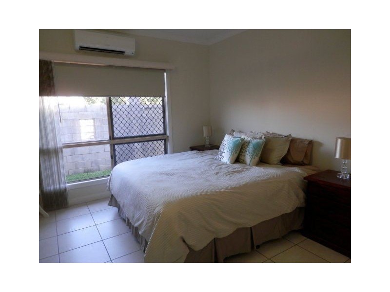 1/36A Wilmington Street, Ayr QLD 4807