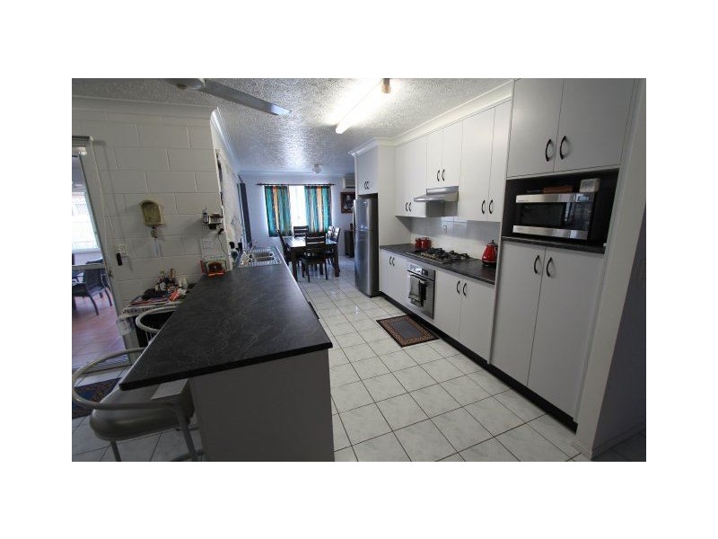 43 Laurence Crescent, Ayr QLD 4807