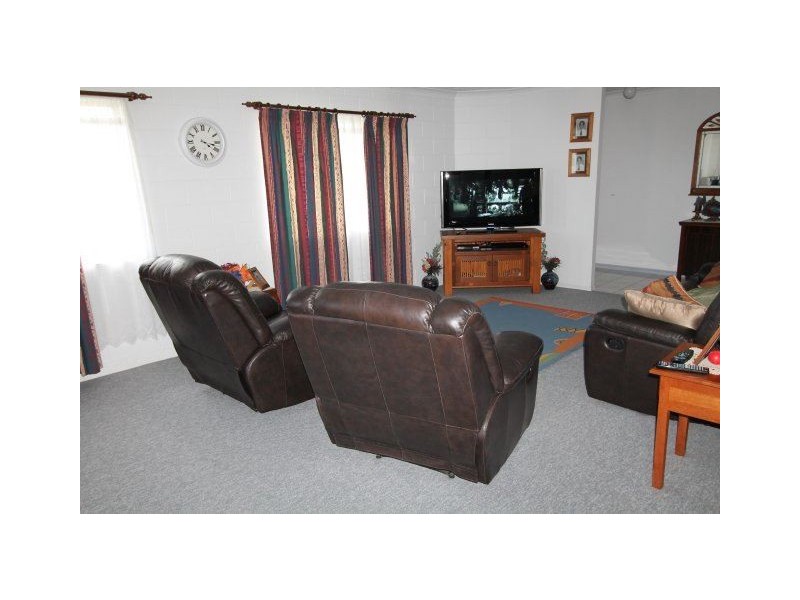 43 Laurence Crescent, Ayr QLD 4807