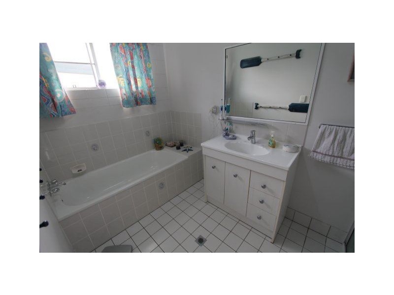 43 Laurence Crescent, Ayr QLD 4807