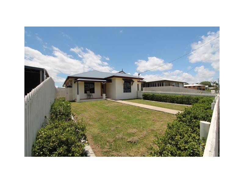 4A Cox Street, Ayr QLD 4807