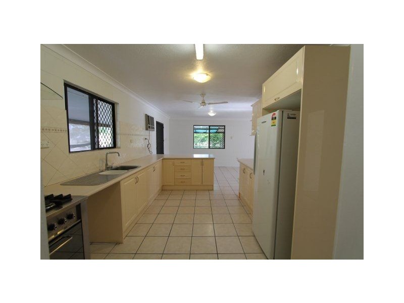 50 Alligator Creek Road, Alligator Creek QLD 4816