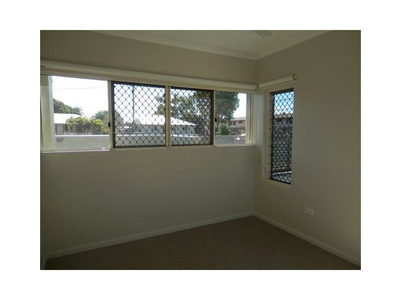 4/6-8 Queen Street, Ayr QLD 4807