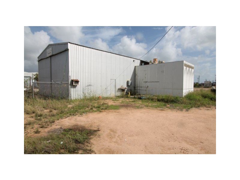 2 McCathie Street, Ayr QLD 4807