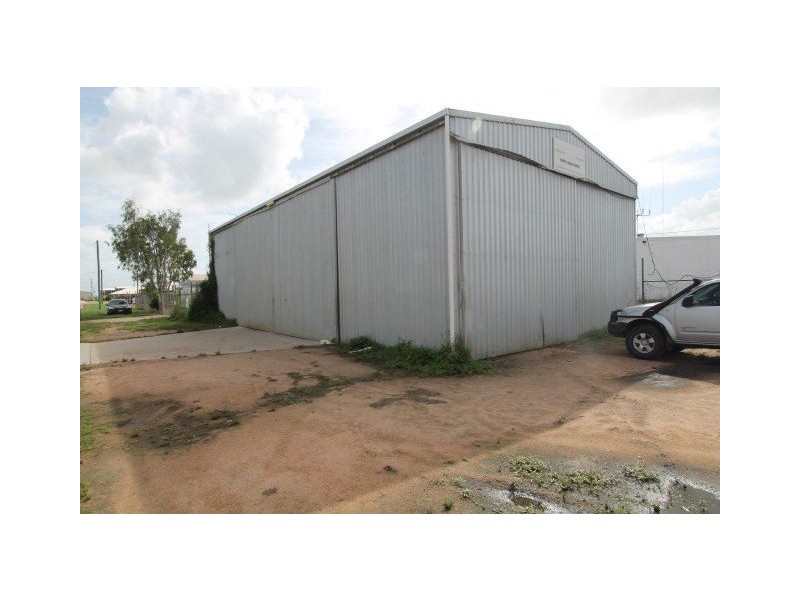 2 McCathie Street, Ayr QLD 4807