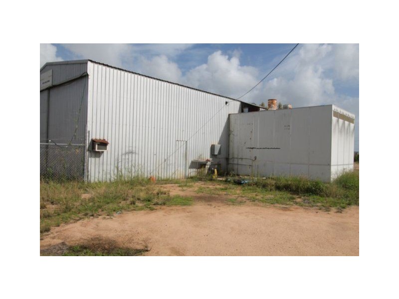 2 McCathie Street, Ayr QLD 4807