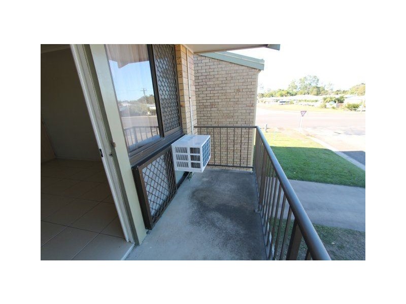 2/1 Wilmington Street, Ayr QLD 4807