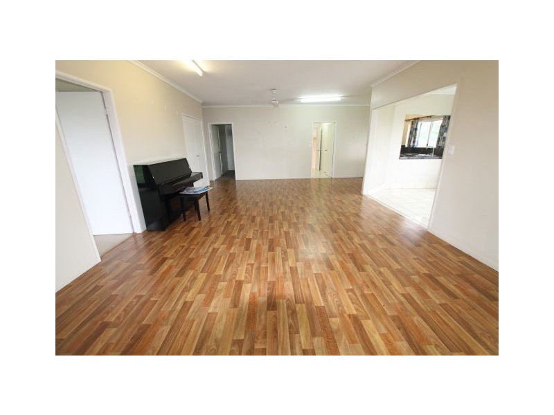 135 Mount Kelly Drive, Mount Kelly QLD 4807