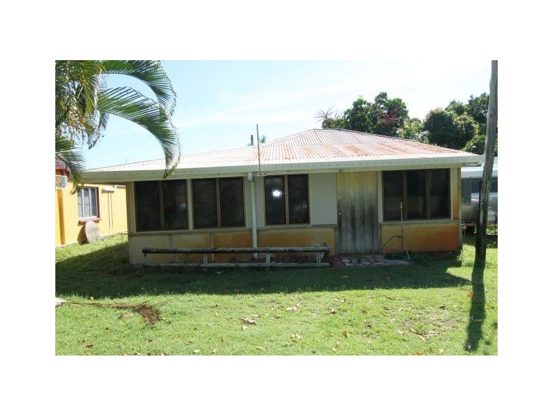 14 Topton Street, Alva QLD 4807