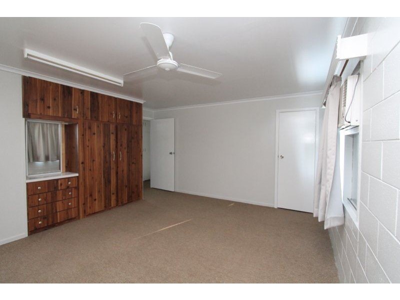 1/60 Burke Street, Ayr QLD 4807