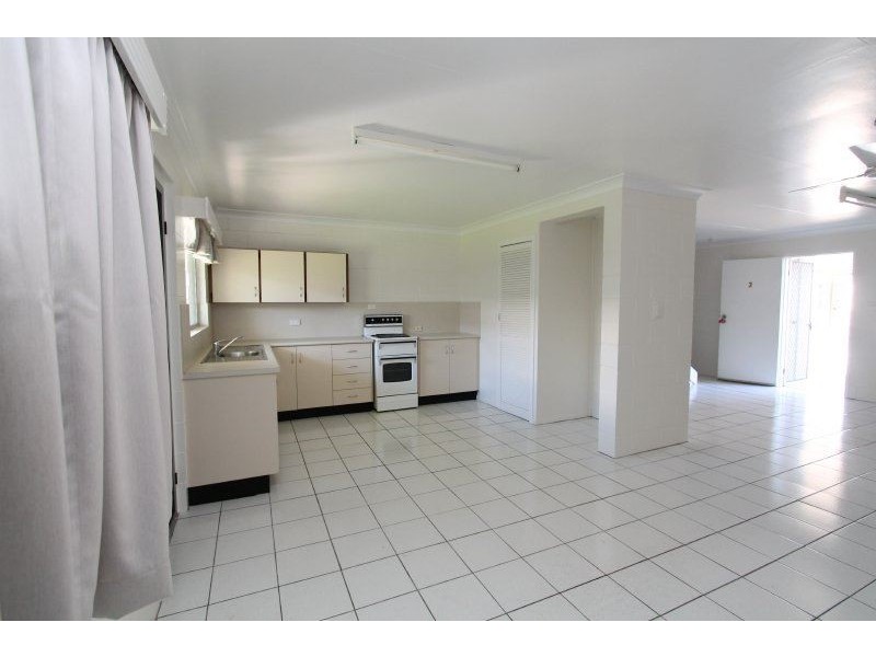 3/60 Burke Street, Ayr QLD 4807