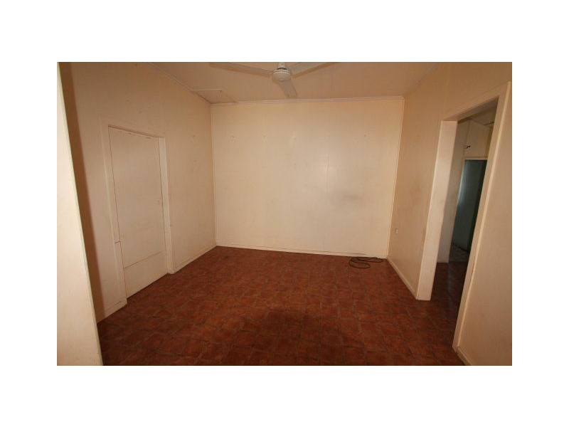 79 Young Street, Ayr QLD 4807