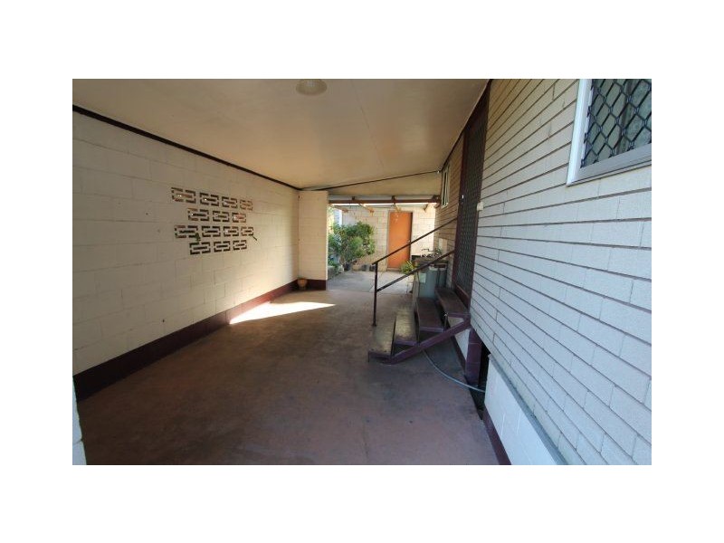 79 Young Street, Ayr QLD 4807