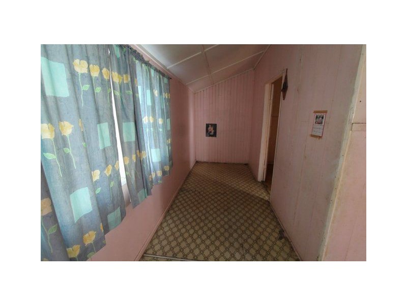 79 Young Street, Ayr QLD 4807