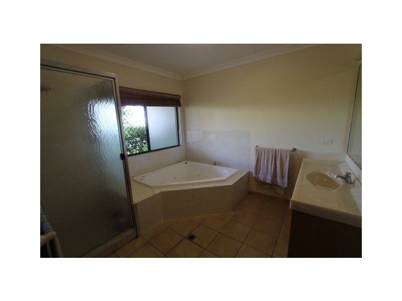 19 Rutherford Street, Ayr QLD 4807