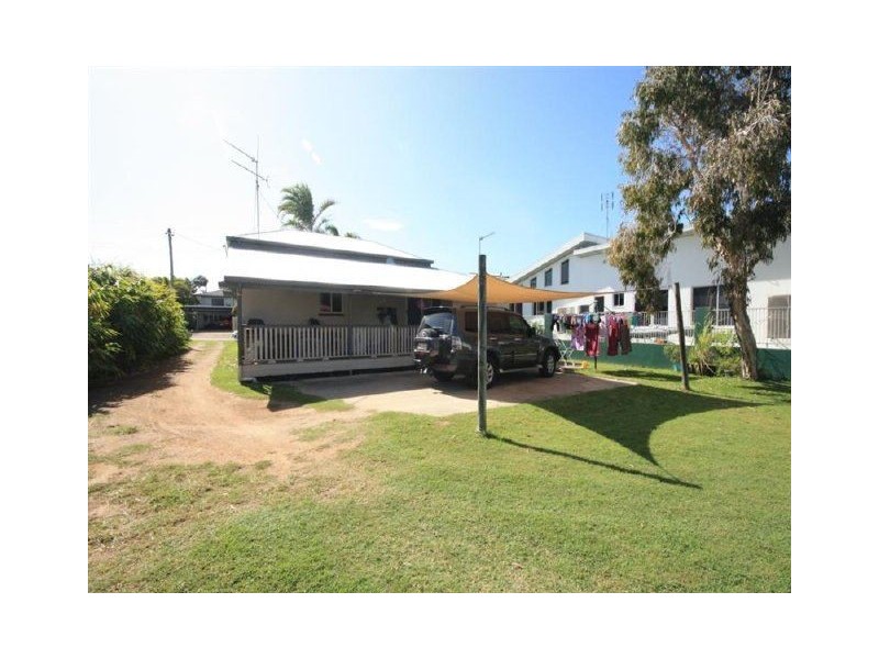 38 Topton Street, Alva QLD 4807