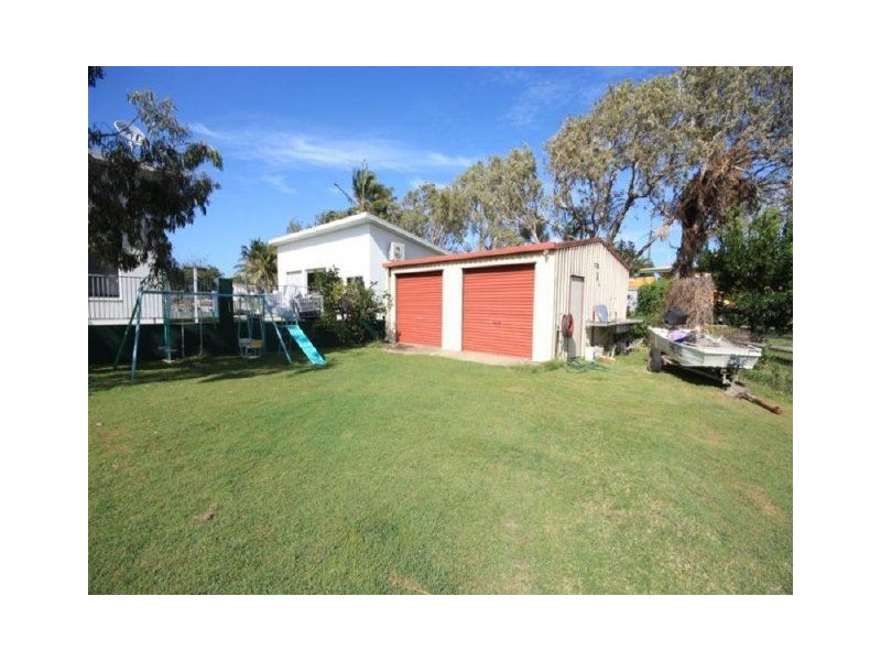38 Topton Street, Alva QLD 4807