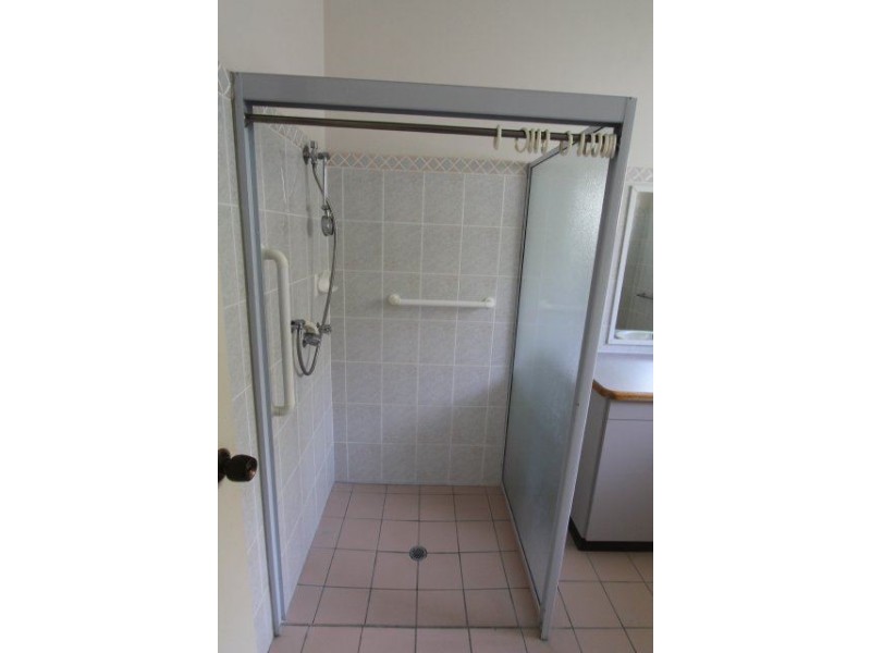 2/45 MacMillan Street, Ayr QLD 4807